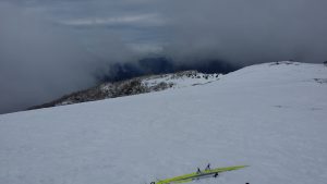 Good snow and passing clouds