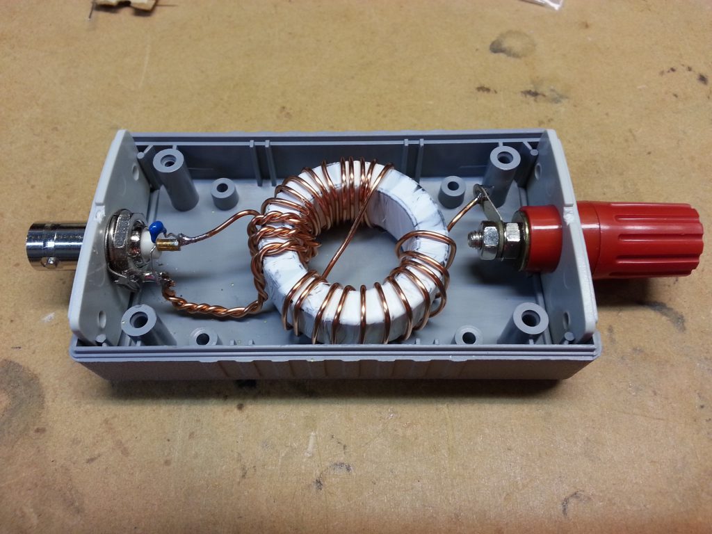 My EFHW match box. 3:24 turns ration on a FT140-43 toroid with a 150pF capacitor across the input.